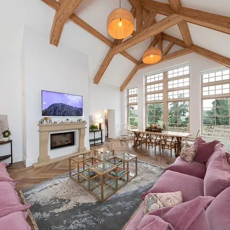 Luxury In The Lake District Дом отдыха