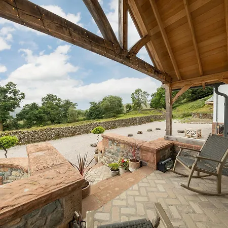 Luxury In The Lake District *